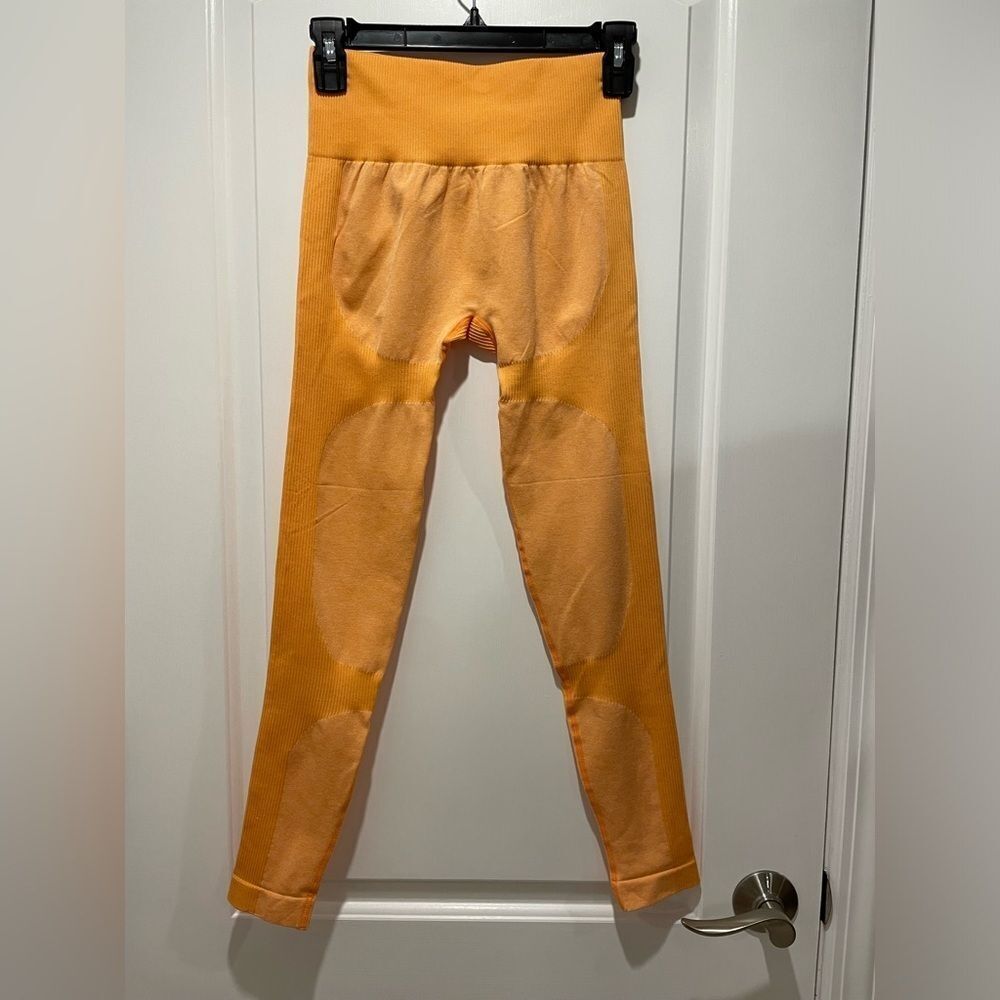 Prettylittlething seamless Orange Leggings size M